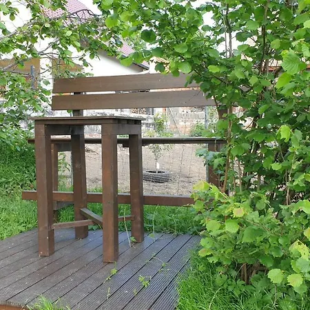 Campsite Heinrich's Schaeferwagen Milbenstube Walternienburg